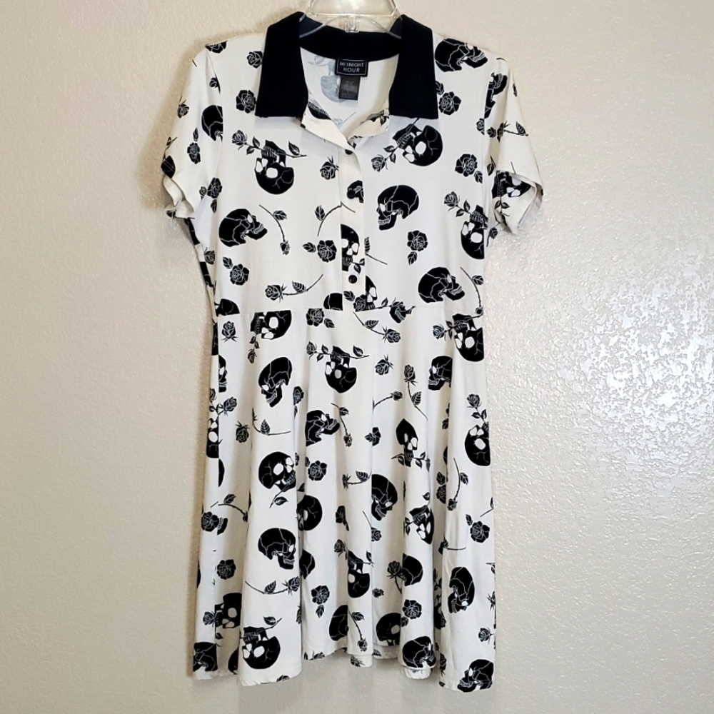 Midnight Hour Hot Topic Skull & Roses Collared Dress Large Junior Size Spooky
